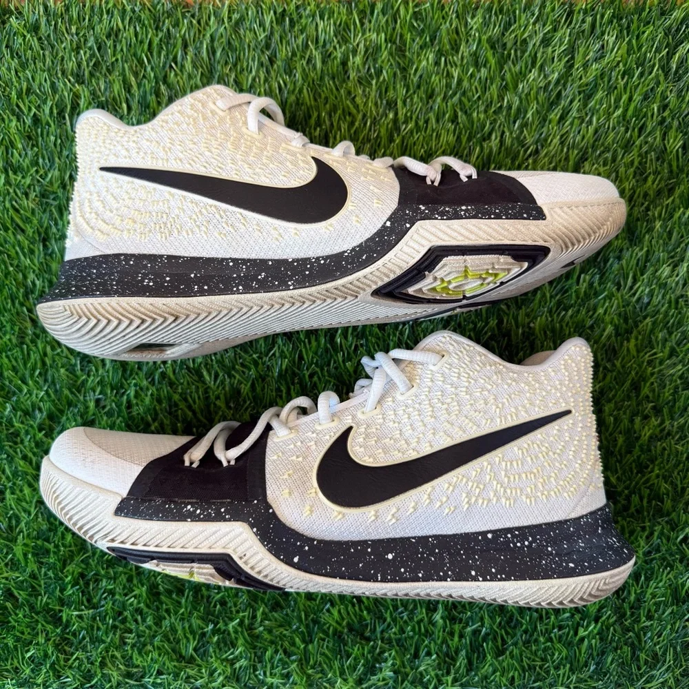 Nike Kyrie 3 Cookies and Cream White Black